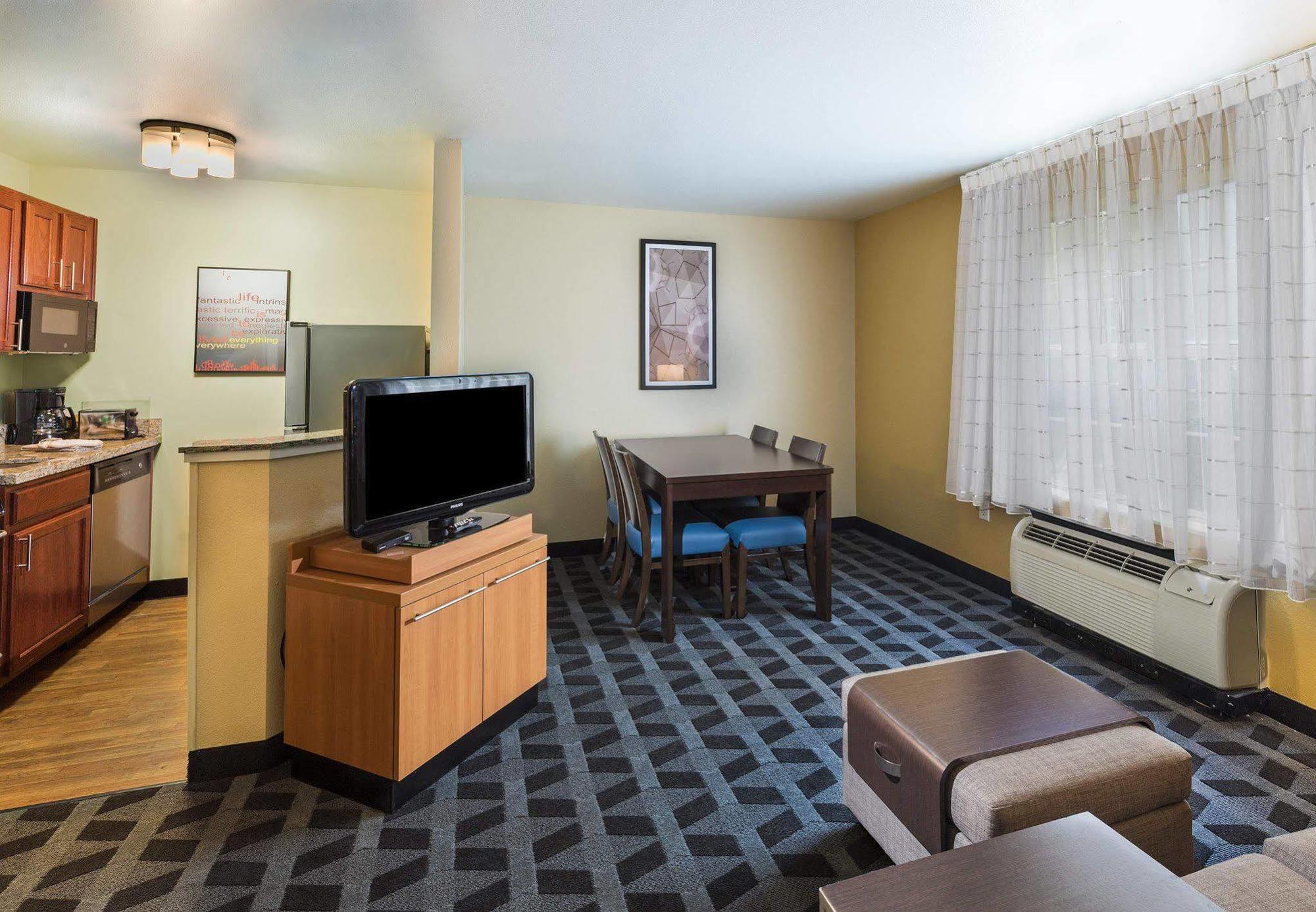 Towneplace Suites By Marriott Atlanta Kennesaw Exterior foto